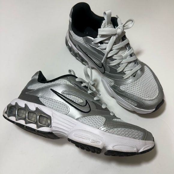 Nike Women's Zoom Air Fire Sneakers - Metallic Silver and White - Size 8 - Picture 9 of 16